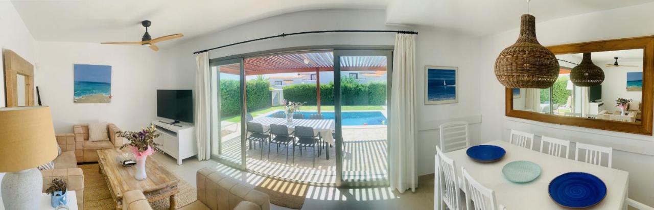 Villa Lauvic Cala'N Bosch  Exterior photo